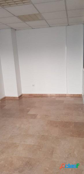 SE VENDE O ALQUILA OFICINA EN EL CENTRO DE ALICANTE 3