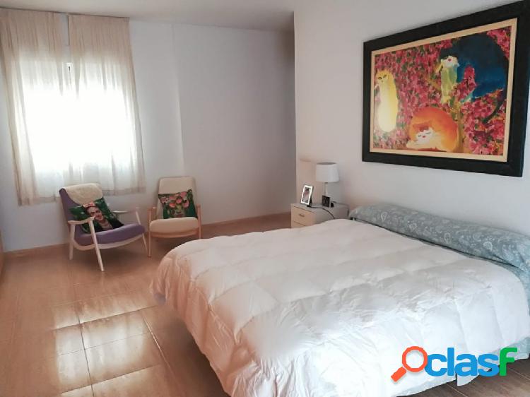 Piso de 2 habitaciones en El Ejido, zona Pabellón 2
