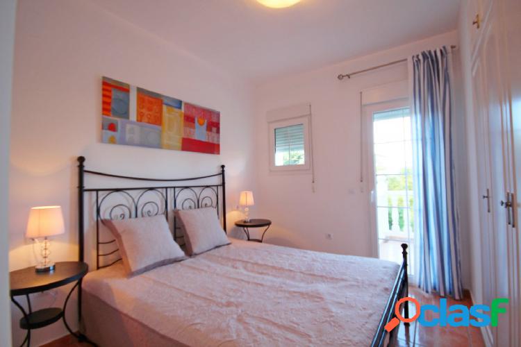 Precioso bungalow de 2 dormitorios con vistas al mar en Calpe 2