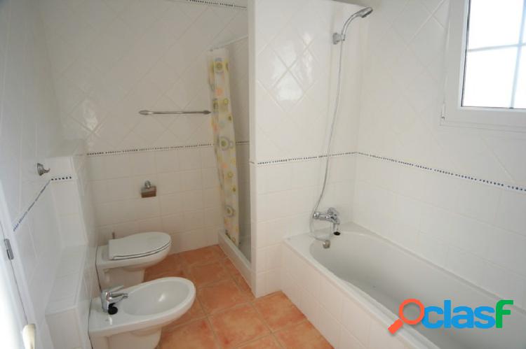 Precioso bungalow de 2 dormitorios con vistas al mar en Calpe 3