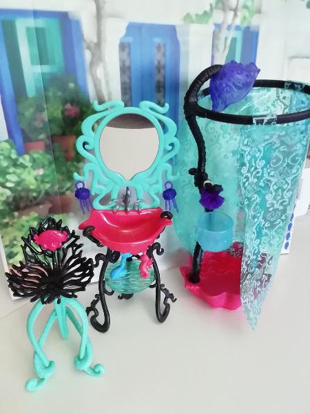 Monster high baño de lagoona blue