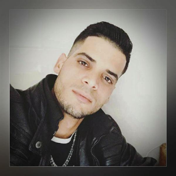 Hola busco trabajo como pintor Hola busco trabajo como pintor