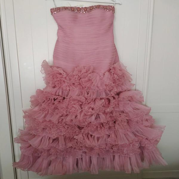 Vestido de fiesta rosa de rosa clará