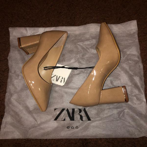 Zapatos charol zara