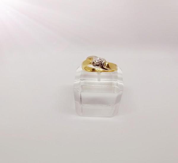 Anillo con diamante oro 18 k