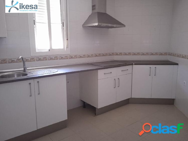 Magnifica vivienda en Olivares 2