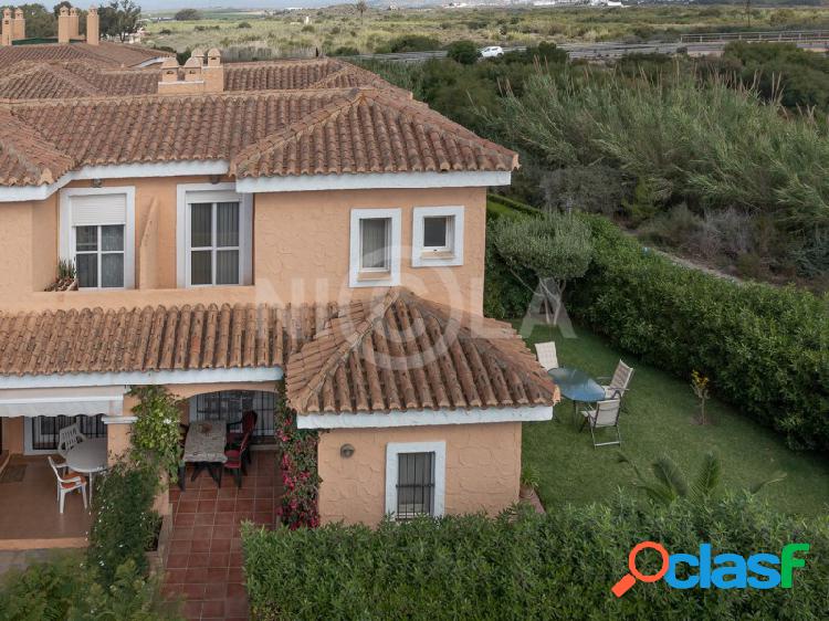 Dúplex con jardín privado en 'playa del sur', vera playa Dúplex con jardín privado en 'playa del sur', vera playa