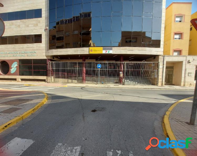 PLAZA DE GARAJE EN VENTA EN EL CENTRO DE EL EJIDO 1