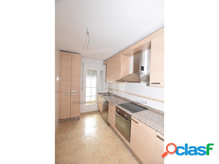 Piso 4 habitaciones Venta Vera 3