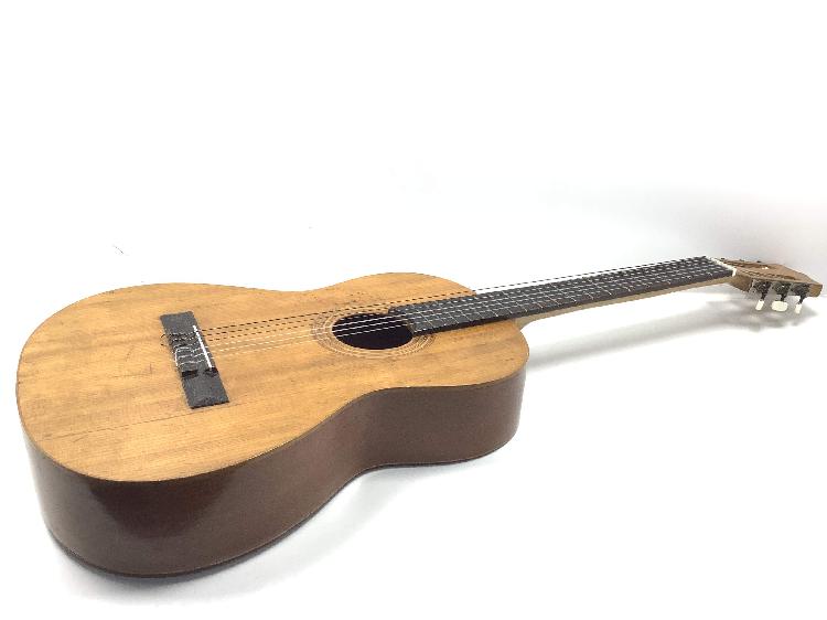 Guitarra clasica guitarras segovia numero 9 etiqueta verde Guitarra clasica guitarras segovia numero 9 etiqueta verde