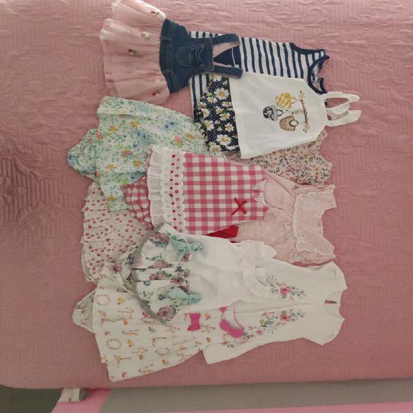 Lote 11 vestidos bebé 6-9 meses Lote 11 vestidos bebé 6-9 meses