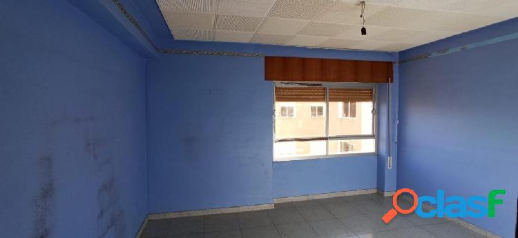 ¡PISO A LA VENTA EN ALMANSA! 3