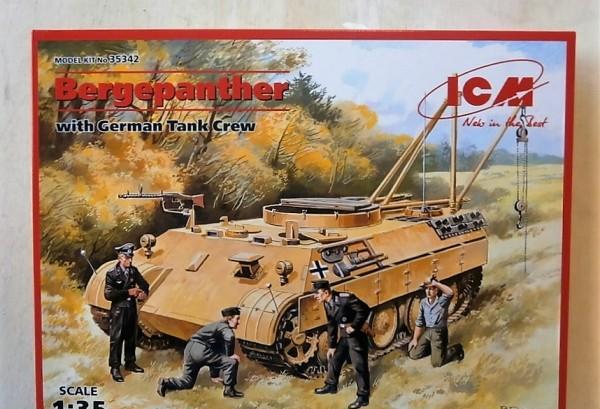 Bergepanther with german tank crew icm 1:35