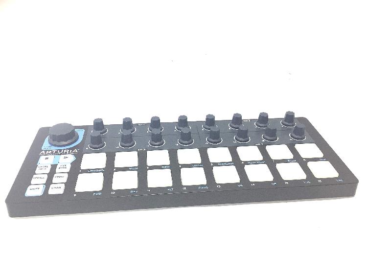 Controlador arturia beaststep Controlador arturia beaststep