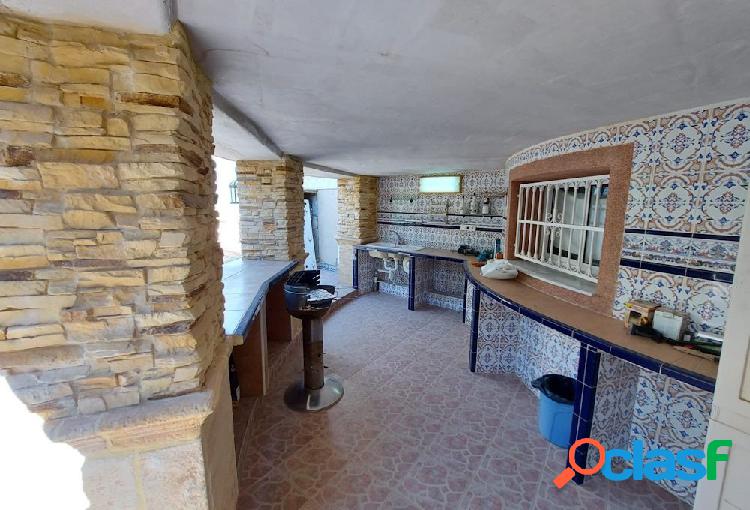Hermosa villa en Benimar 3