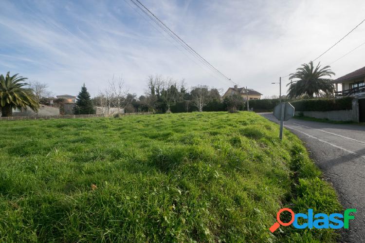 PARCELA DE 721M2 EN BRIBES, CAMBRE 3
