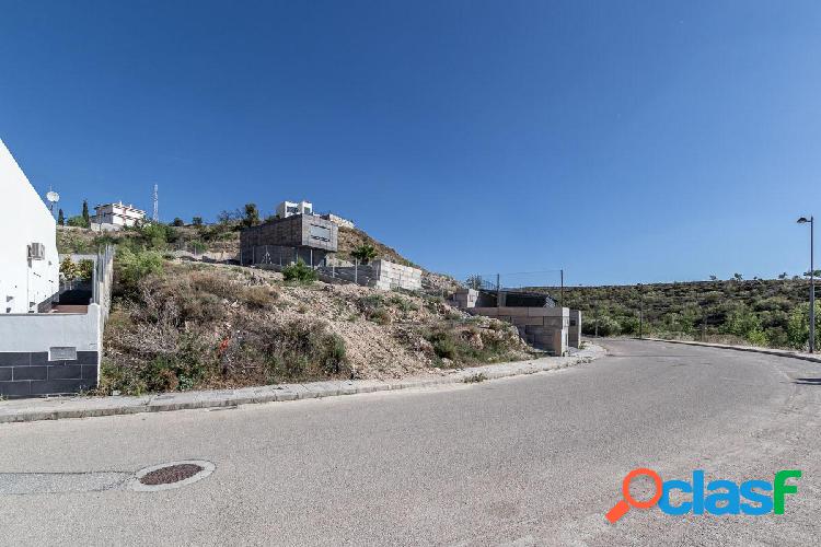 SOLAR URBANO EN ALTOS DE LA ZUBIA CON MAGN/xc3/x8dFICAS VISTAS 3