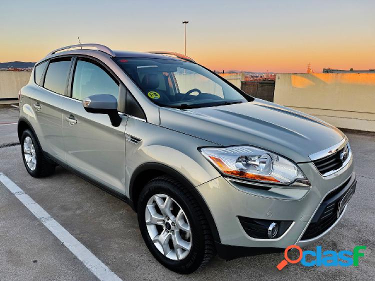 Ford kuga 2.0 tdci 140cv con techo panoramico y cuero completo!