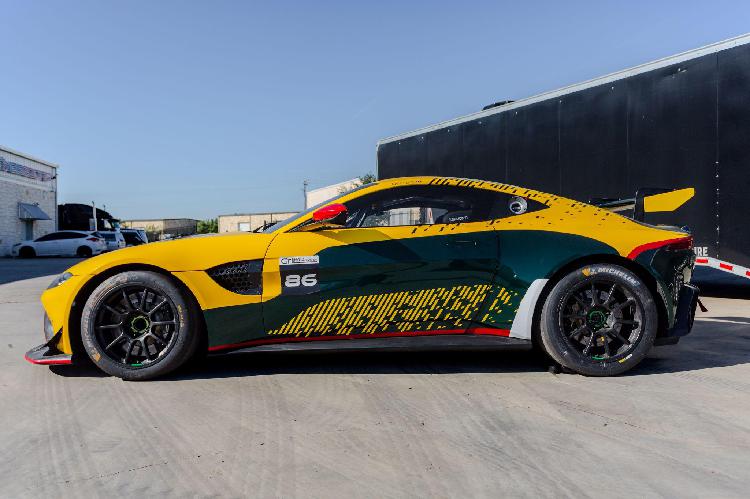 Aston martin vantage gt4 2019