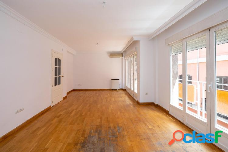 Piso de tres dormitorio en San Matias. 3