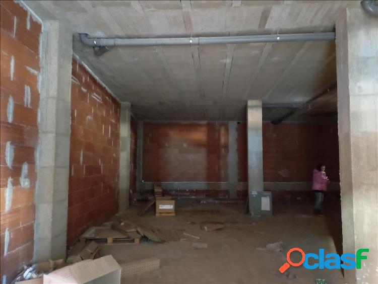 LOCAL COMERCIAL EN BEMBIBRE 3
