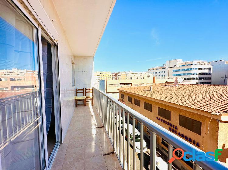 Apartamento en venta en Torrevieja Tres dormitorios un ba\xc3\xb1o