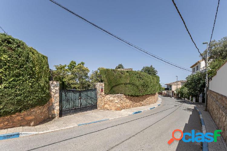 CASA SE/xc3/x91ORIAL CON TERRENO EN D/xc3/x8dLAR 1