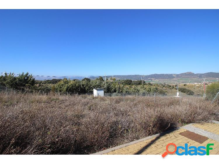 SE VENDE PARCELA URBANIZABLE EN URBANIZACI/xc3/x93N LOS PICACHOS 2
