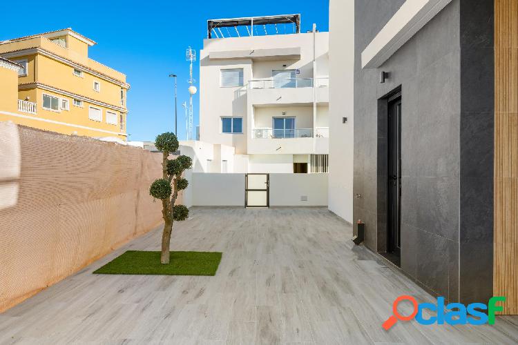 VILLA DE 3 DORMITORIOS EN BENIJOFAR 2