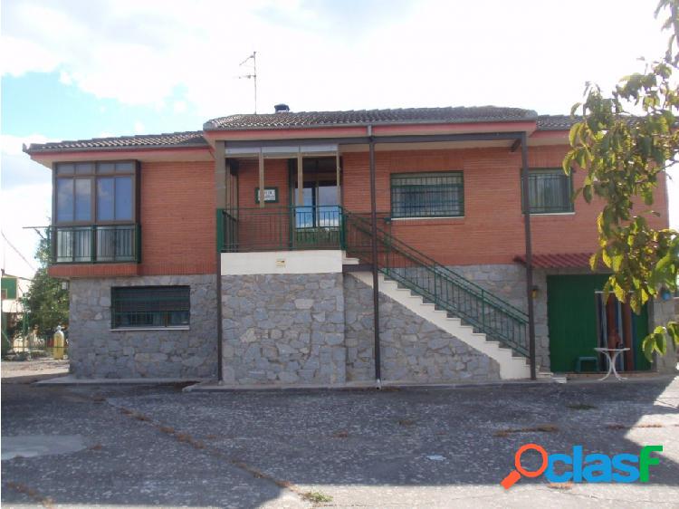 SE VENDE CASA CON TERRENO EN CABEZUELA SE VENDE CASA CON TERRENO EN CABEZUELA