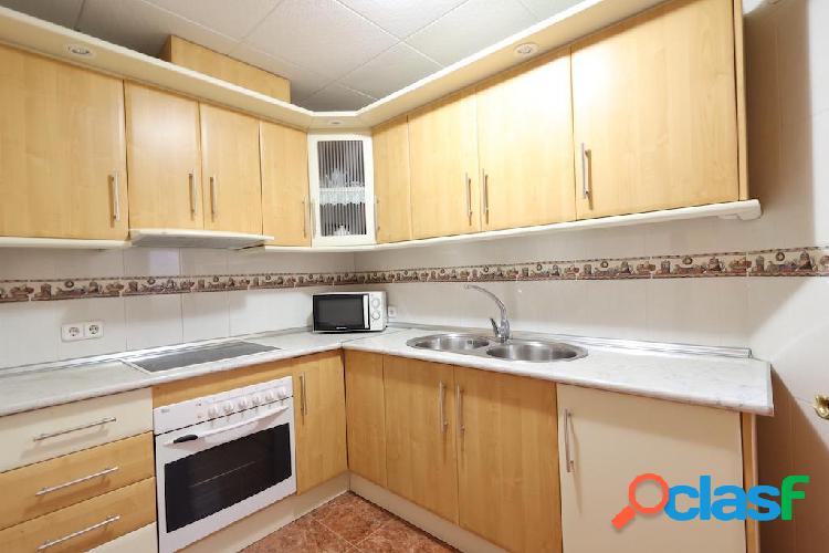 Apartamento con vistas al mar en Residencial Navamares 2