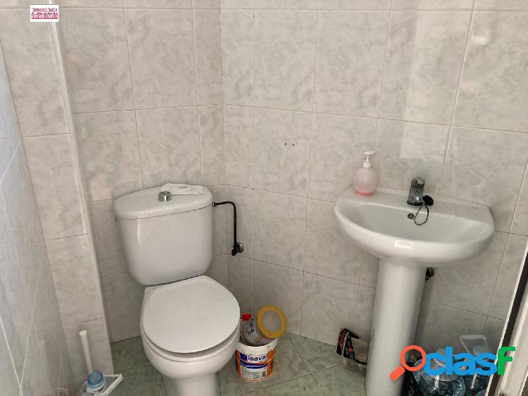 VENDER LOCAL COMERCIAL EN BENIFAIO 3