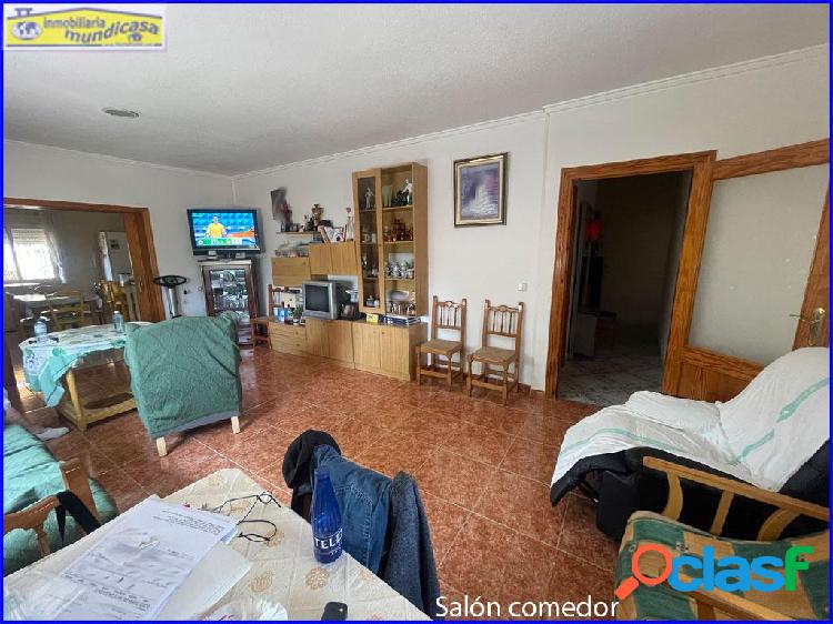 Encantadora Casa R/xc3/xbastica con Amplio Terreno en Santomera 2