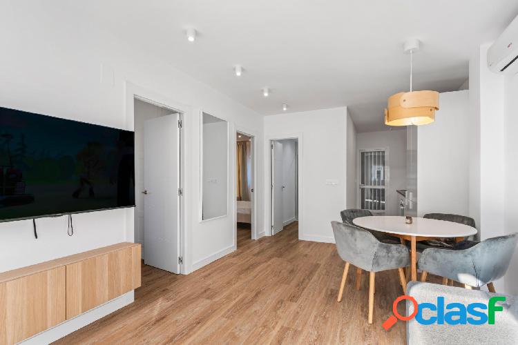 Exelente apartamento de planta baja en Punta Prima 2