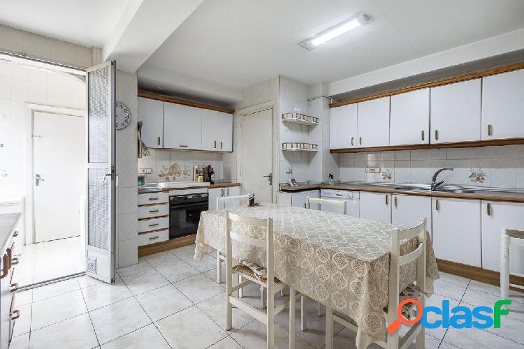 Piso en Acera del Darro 3