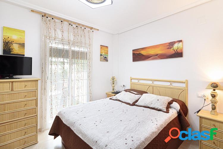 Bungalow en Aguas Nuevas, 2 ba/xc3/xb1os, 2 dormitorios, piscina 1