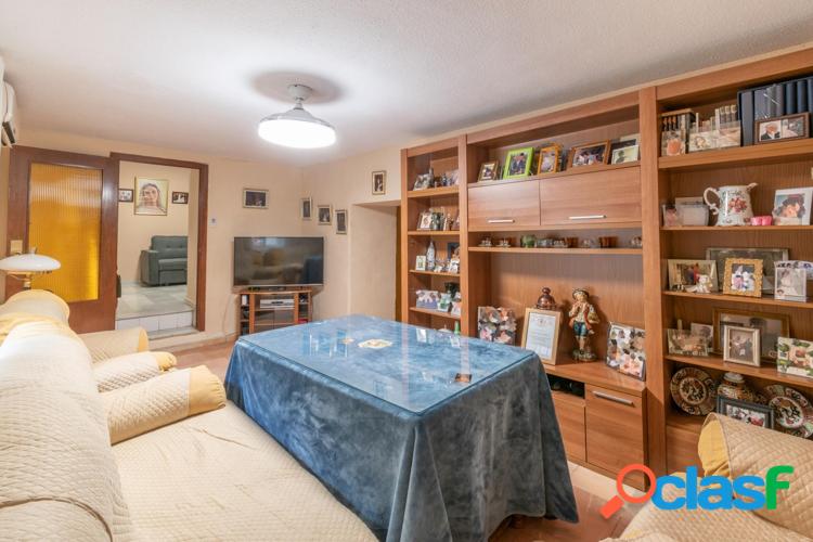 CASA EN PULIANAS