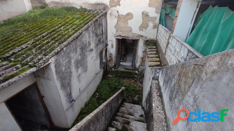 CASA PARA REFORMAR EN EL CARPIO! 5