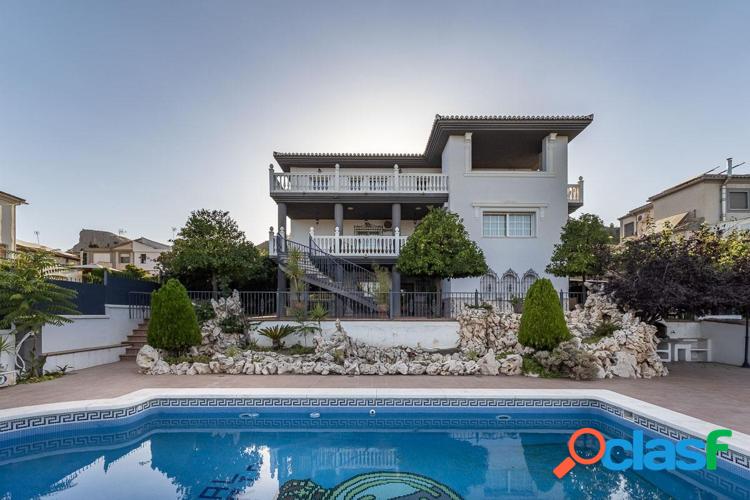 Chalet espectacular en Urb. El Torre/xc3/xb3n, Albolote. 4