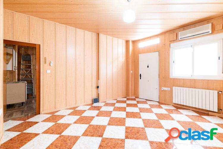 Encantadora vivienda situada en pleno/xe2/x80/xafcasco hist/xc3/xb3rico de Santa Fe. 2