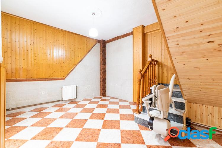 Encantadora vivienda situada en pleno/xe2/x80/xafcasco hist/xc3/xb3rico de Santa Fe. 3