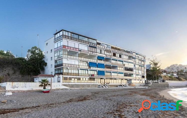 FANT\xc3\x81STICO APARTAMENTO DE 3 DORMITORIOS EN PRIMERA LINEA DE PLAYA