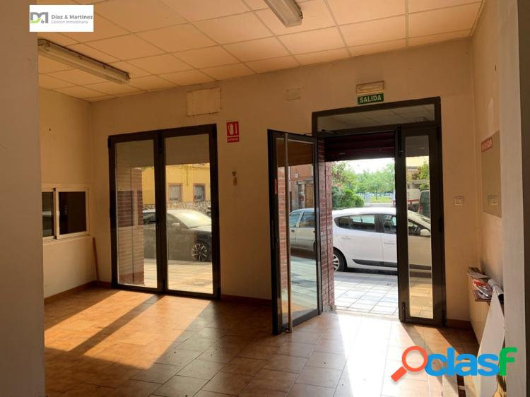 Local acondicionado e insonorizado en Avda Mariano Andr/xc3/xa9s 4