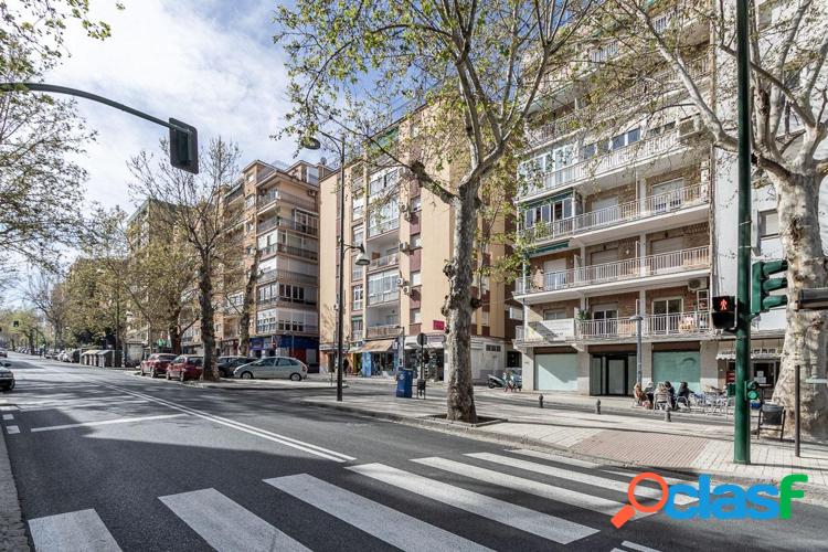 LOCAL EN AVENIDA CERVANTES