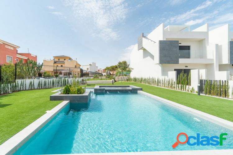 Nuevo conjunto residencial en Los Balcones (Torrevieja) 1