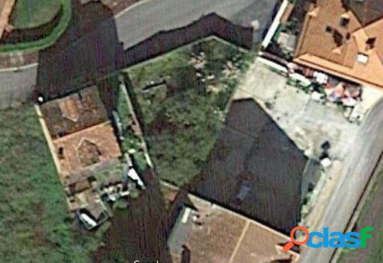Suelo Urbano Residencial 4