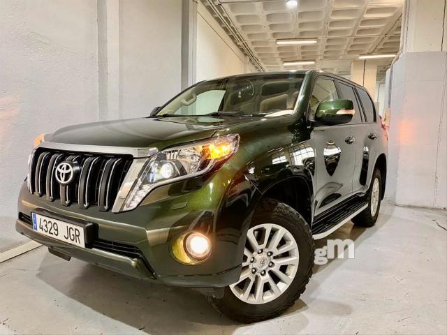 TOYOTA Land Cruiser 2.8 D4D VX