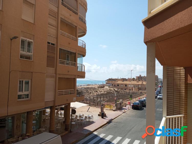 A 50 metros de la Magn\xc3\xadfica playa de La Mata