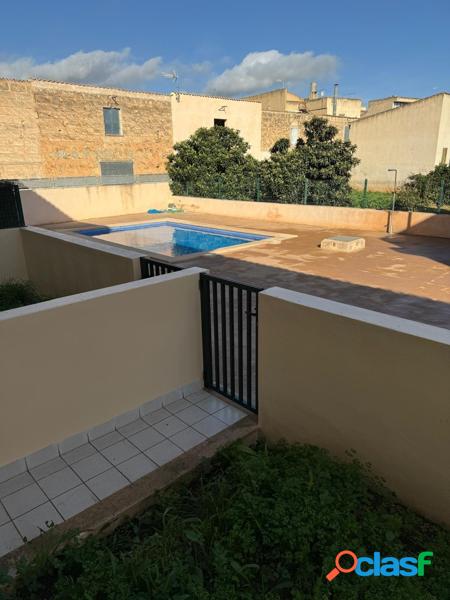 ADOSADO EN VENTA EN LLUBI
