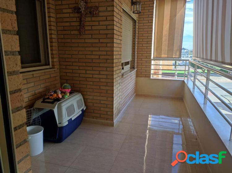 Amplio piso de 3 dormitorios en Almoradi